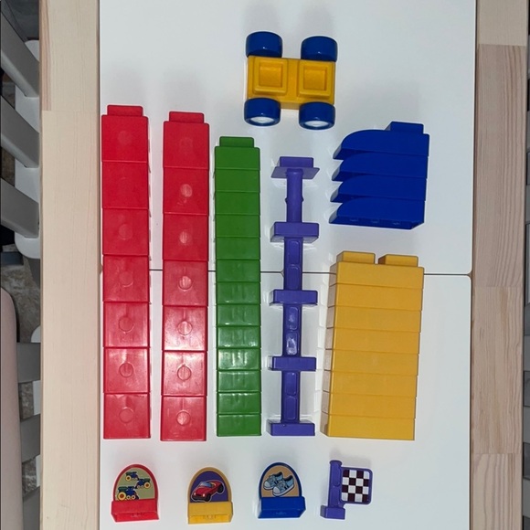 Mattel Fisher Price Trio Junior Primary Colors My 1st First Building Blocks Set - Picture 4 of 7